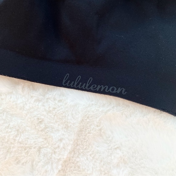Lululemon 32DD Like Nothing Bra in Black - Picture 9 of 11